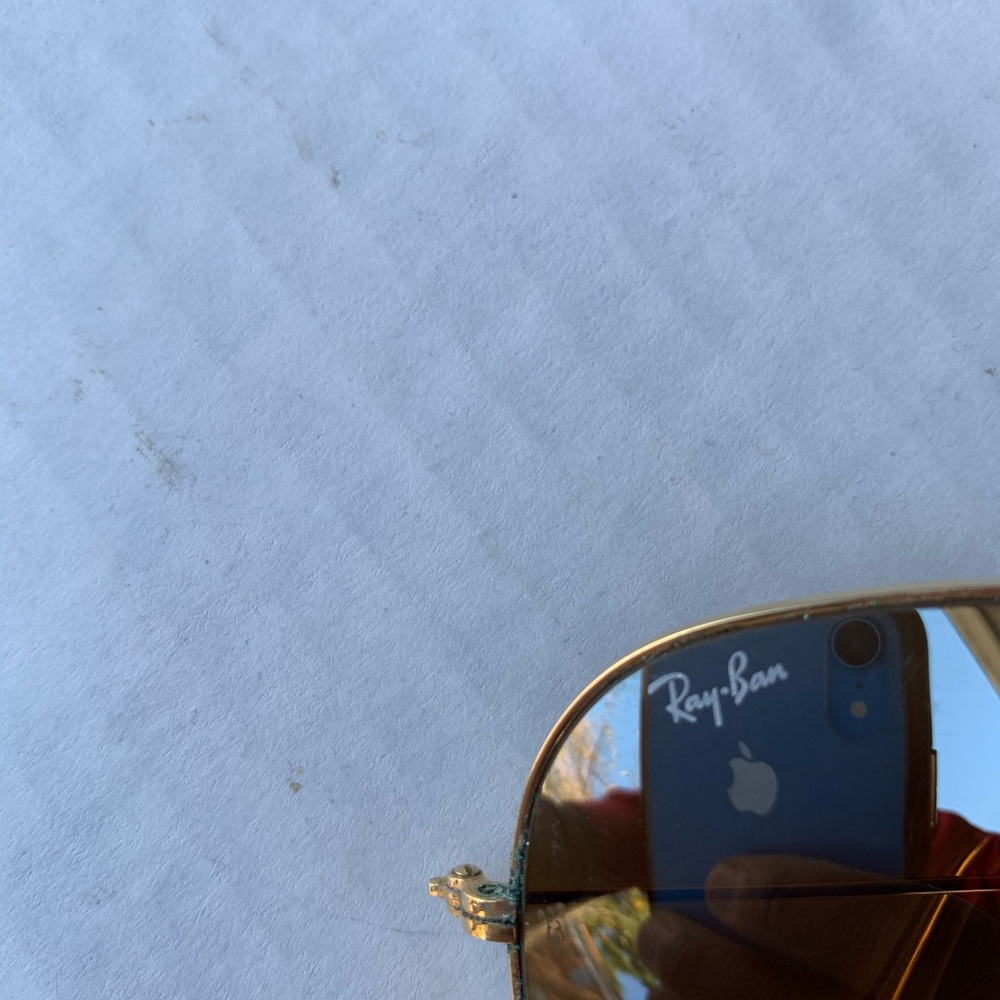 Vintage B&L Ray Ban sunglasses - Picture 6 of 10